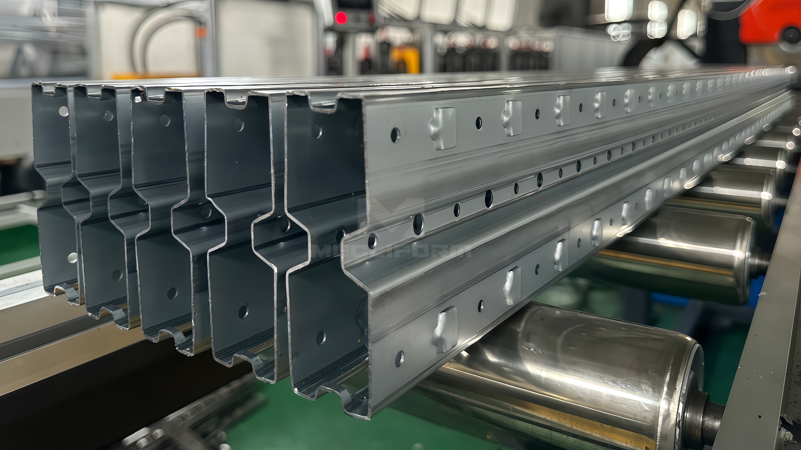rack with logo 3